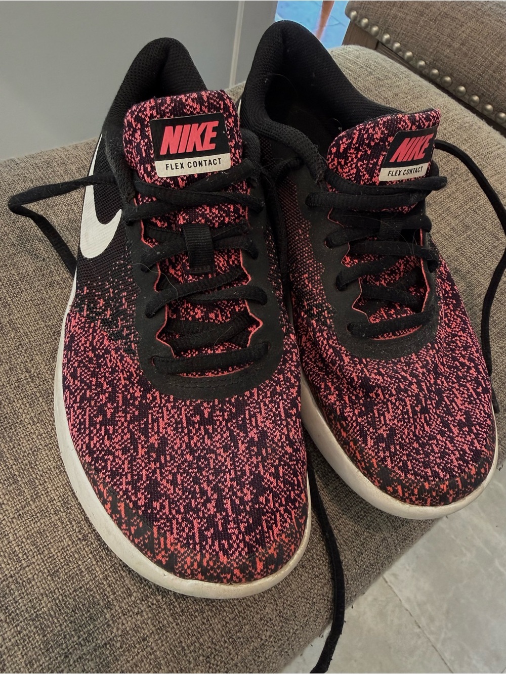 Nike Kids Black and Pink Flyknit Trainer with White Swoosh